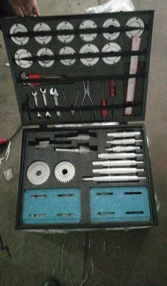 創(chuàng)意組合軸系結(jié)構(gòu)設(shè)計實驗箱