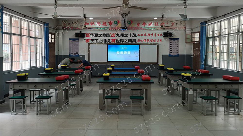 模具鉗工綜合一體化實(shí)訓(xùn)室